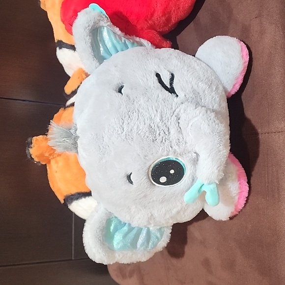 4 pack REVERSIBLE Plush soft cuddly animals  toys Elephant crab clownfish nemo - Picture 6 of 6